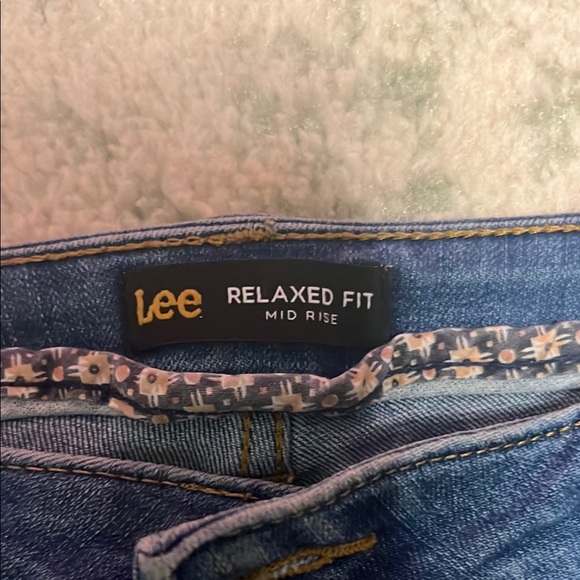 Lee Blue Cropped Capri Jeans Medium Wash - Picture 3 of 5